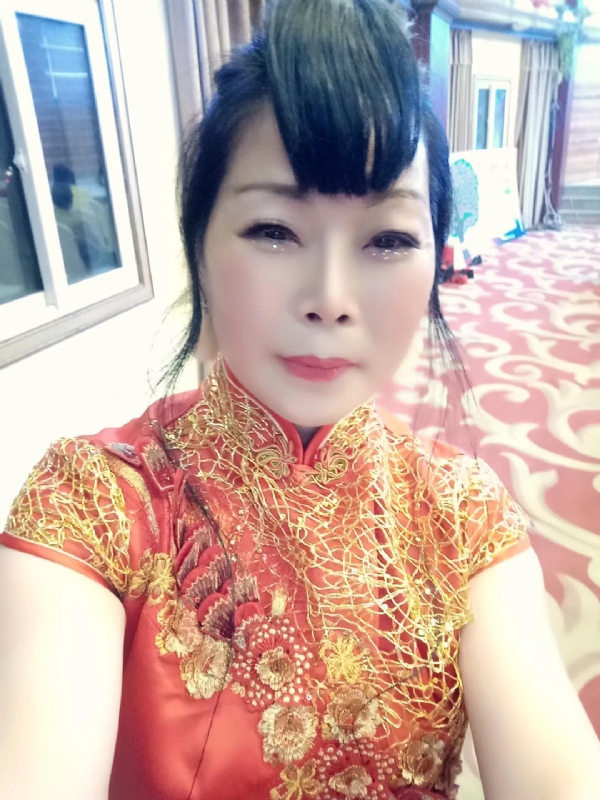 冰雪的第一张照片--长沙相亲服务中心