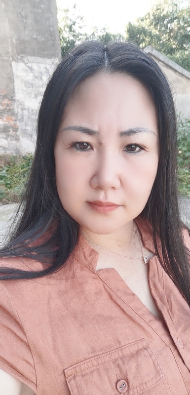 乖乖一女的第二张照片--长沙相亲服务中心