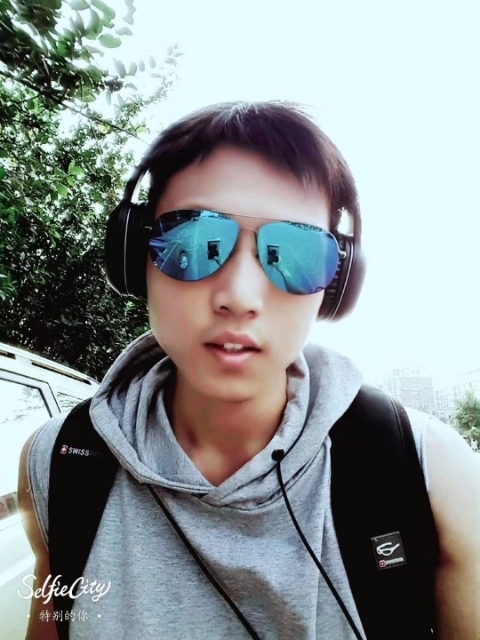 失意的人的第一张照片--长沙相亲服务中心