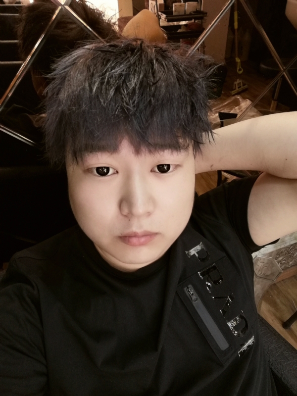 夜微凉的第二张照片--长沙相亲服务中心