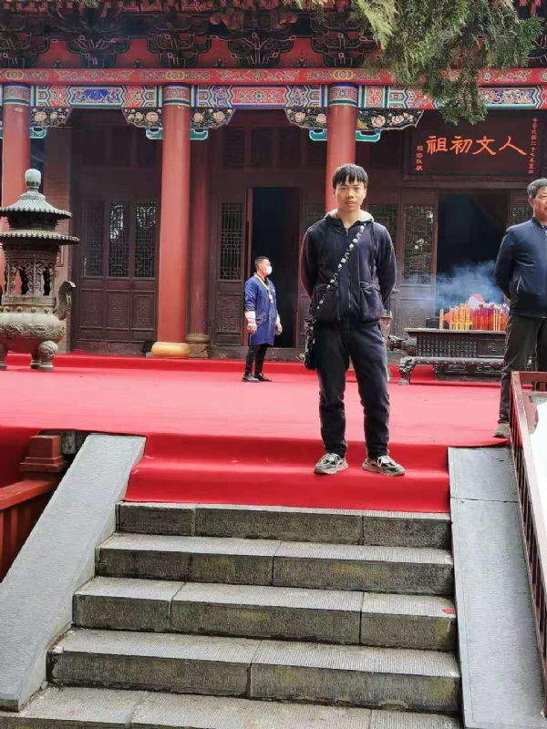 单身的小草的第三张照片--长沙相亲服务中心