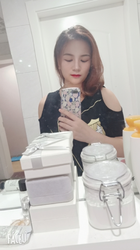 刘莲酥的第四张照片--长沙相亲服务中心