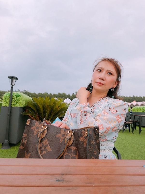 鸿运来的第一张照片--长沙相亲服务中心