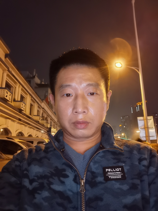 偷偷说的第一张照片--长沙相亲服务中心