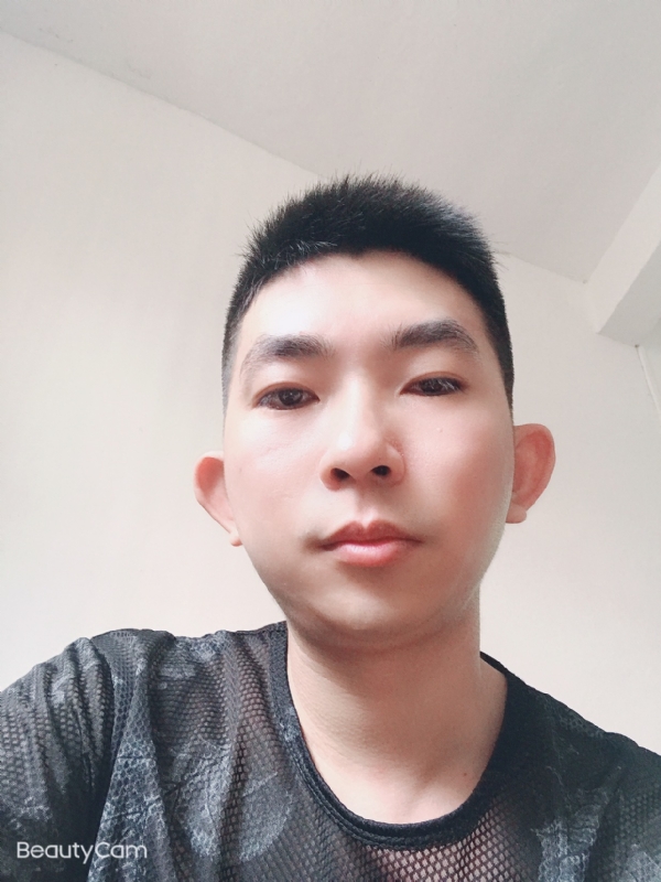 诚恳的第一张照片--长沙相亲服务中心