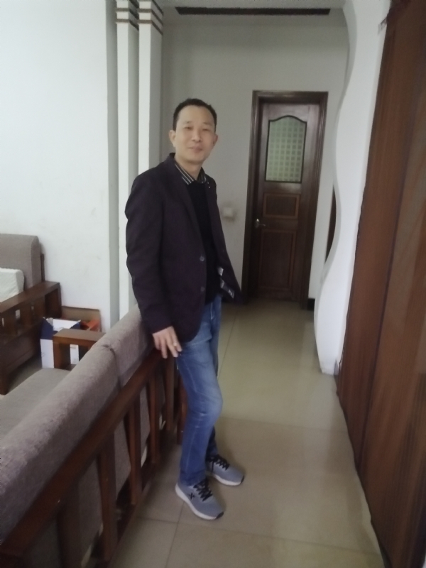 相亲相爱的第一张照片--长沙相亲服务中心