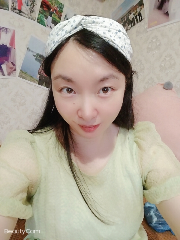 佳佳的第一张照片--长沙相亲服务中心