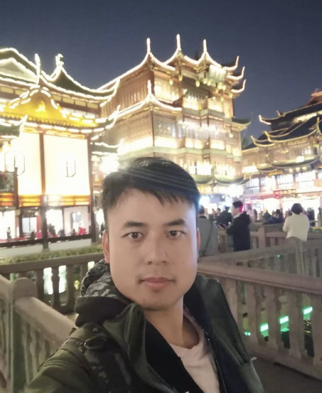 何先生he的第一张照片--长沙相亲服务中心