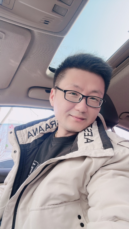 不离不弃的第二张照片--长沙相亲服务中心