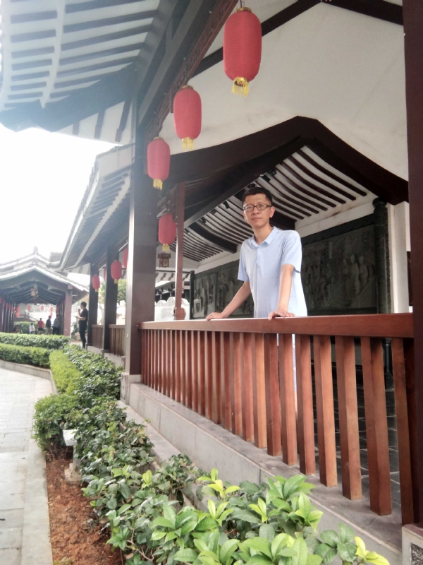 lijian的第一张照片--长沙相亲服务中心