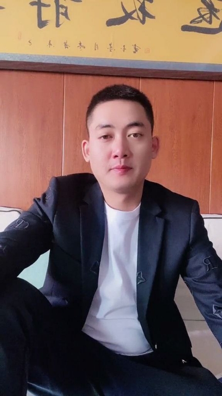 李泽胜的第一张照片--长沙相亲服务中心