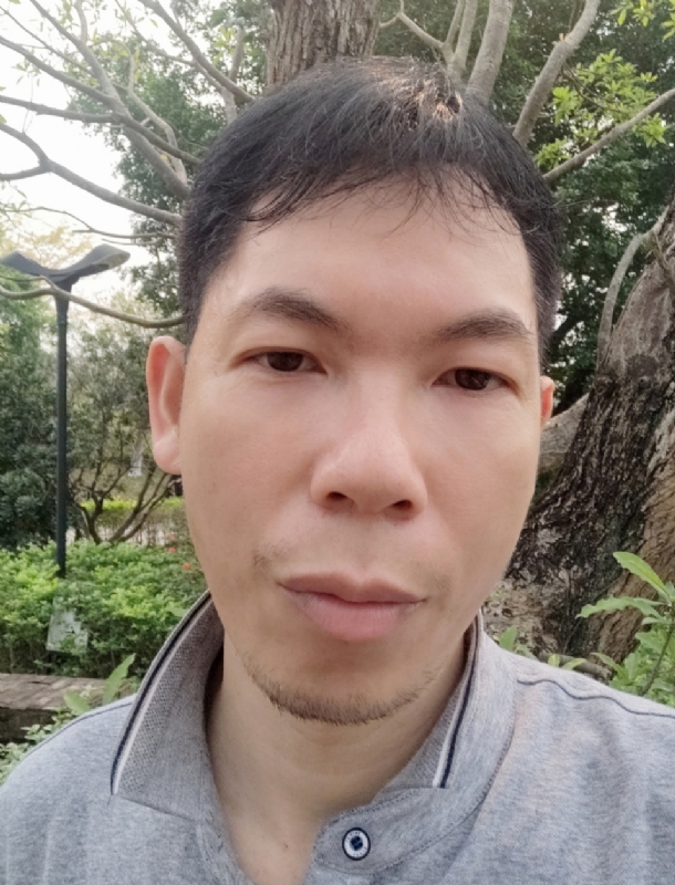 漂浮的云的第一张照片--长沙相亲服务中心