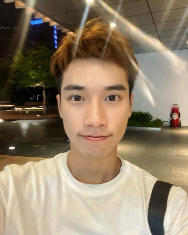 油菜花的第一张照片--长沙相亲服务中心