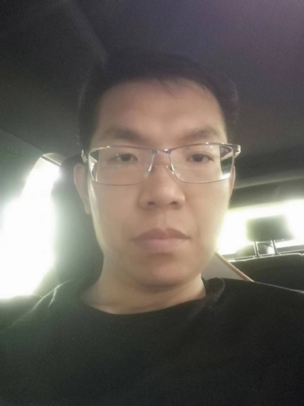 小黑包的第一张照片--长沙相亲服务中心