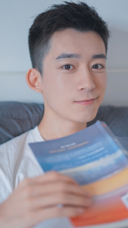 顾飞的第三张照片--长沙相亲服务中心