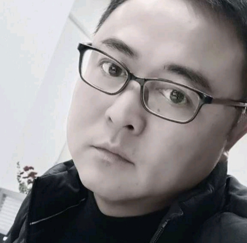 小石头的第二张照片--长沙相亲服务中心