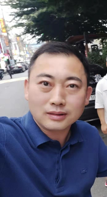 李龙的第二张照片--长沙相亲服务中心