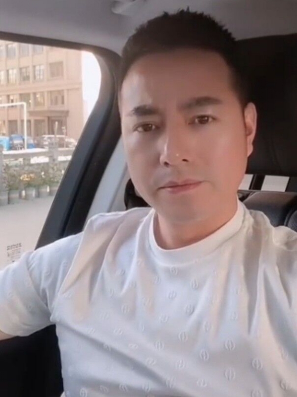 勿忘初心的第一张照片--长沙相亲服务中心