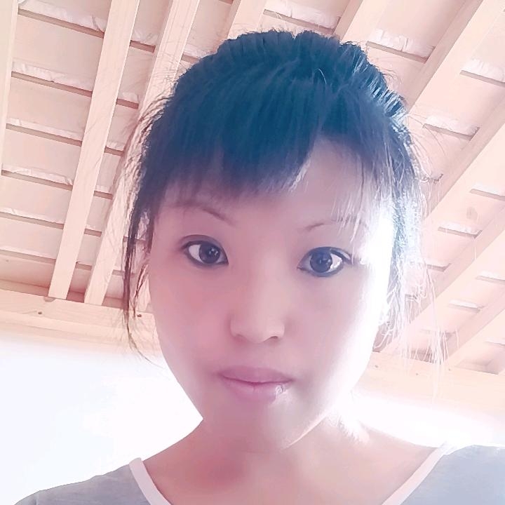 Lily的第一张照片--长沙相亲服务中心