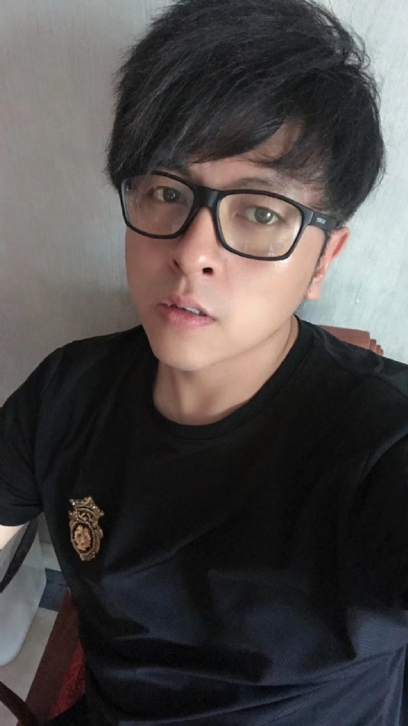 爱你永远不容易的第一张照片--长沙相亲服务中心