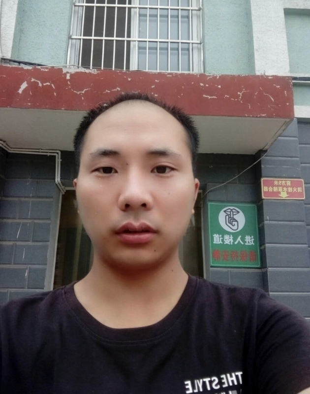 亮亮的第一张照片--长沙相亲服务中心