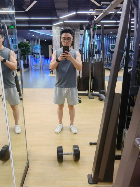 超哥的第二张照片--长沙相亲服务中心