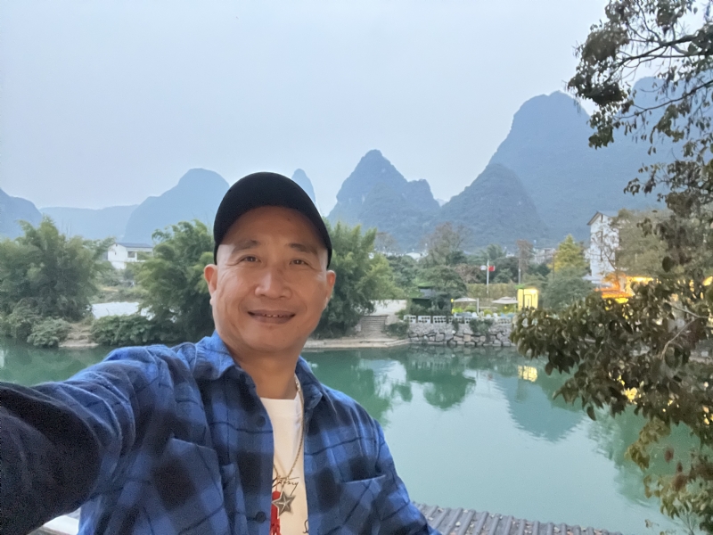 民叔叔的第一张照片--长沙相亲服务中心