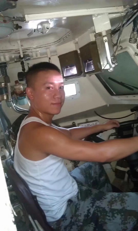 哥哥的第一张照片--长沙相亲服务中心