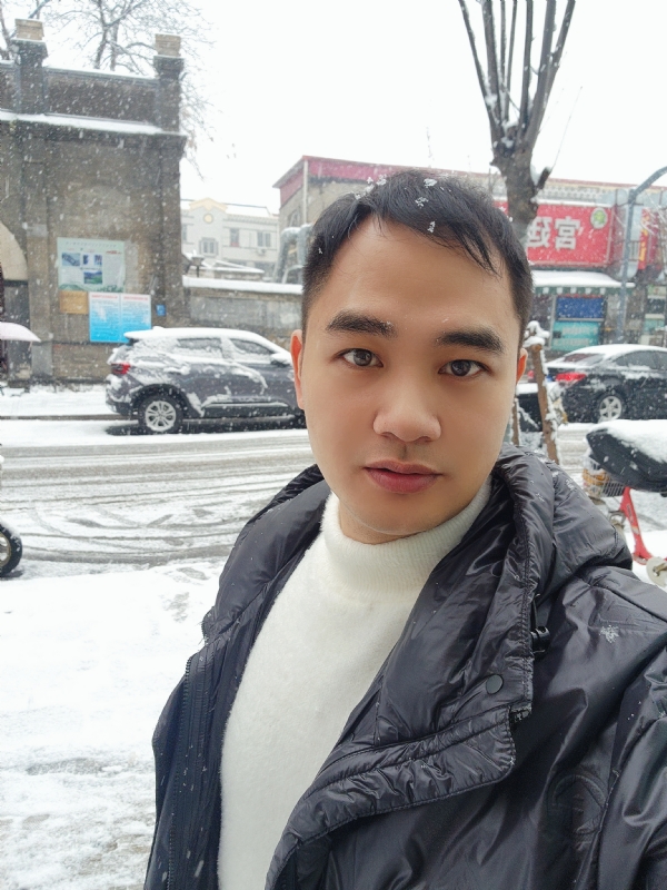 寻找合适伴侣的第一张照片--长沙相亲服务中心