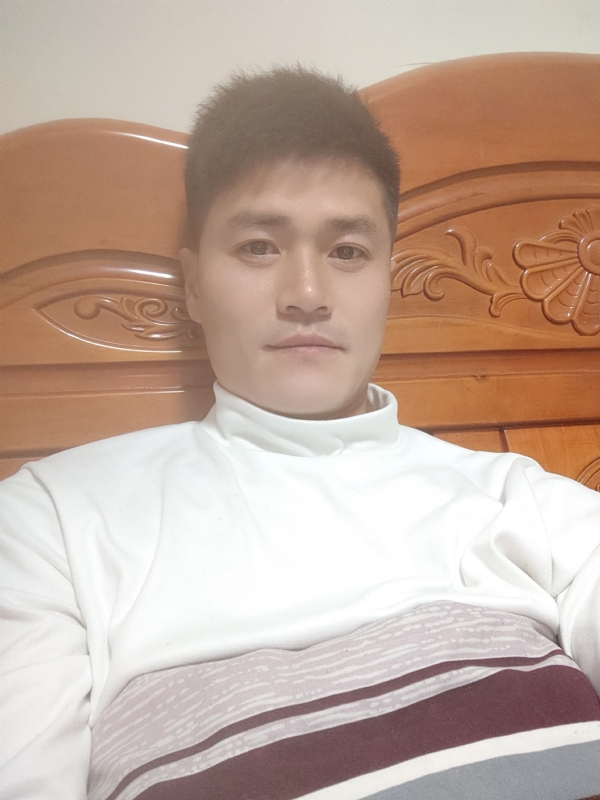 网球罗的第四张照片--长沙相亲服务中心