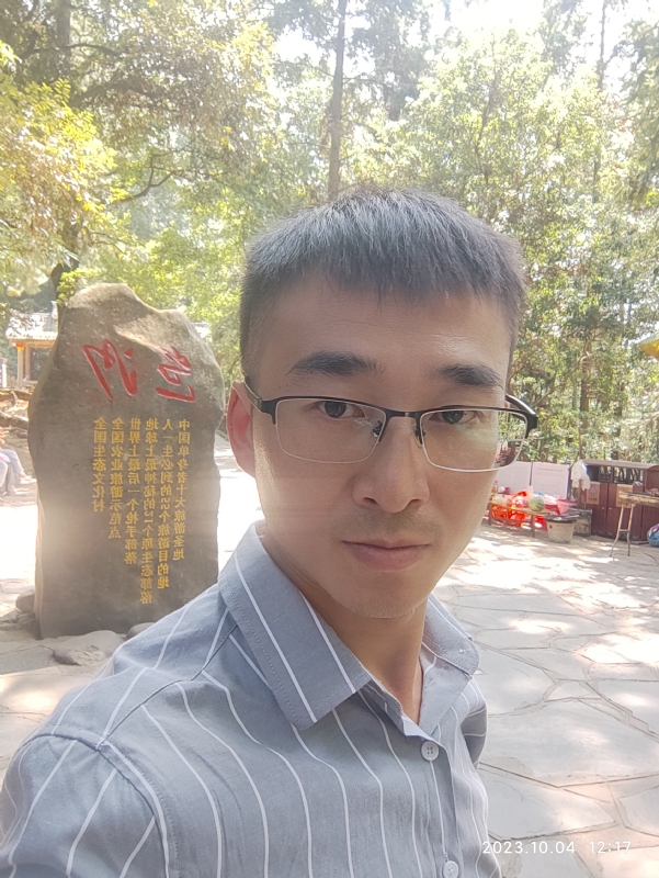 未来可期的第一张照片--长沙相亲服务中心