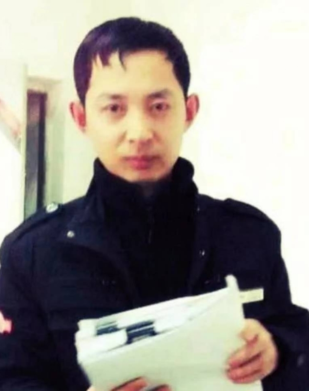 风雨中有你的第一张照片--长沙相亲服务中心