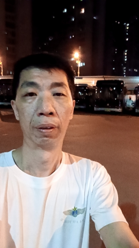 小丑的第一张照片--长沙相亲服务中心