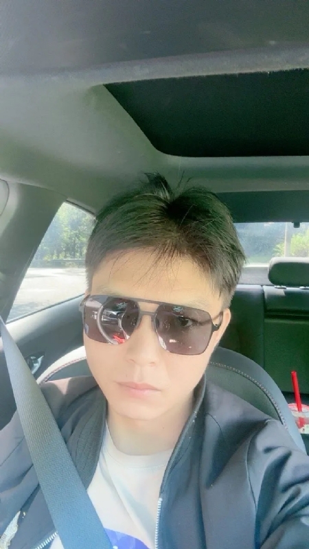 怀念的第一张照片--长沙相亲服务中心