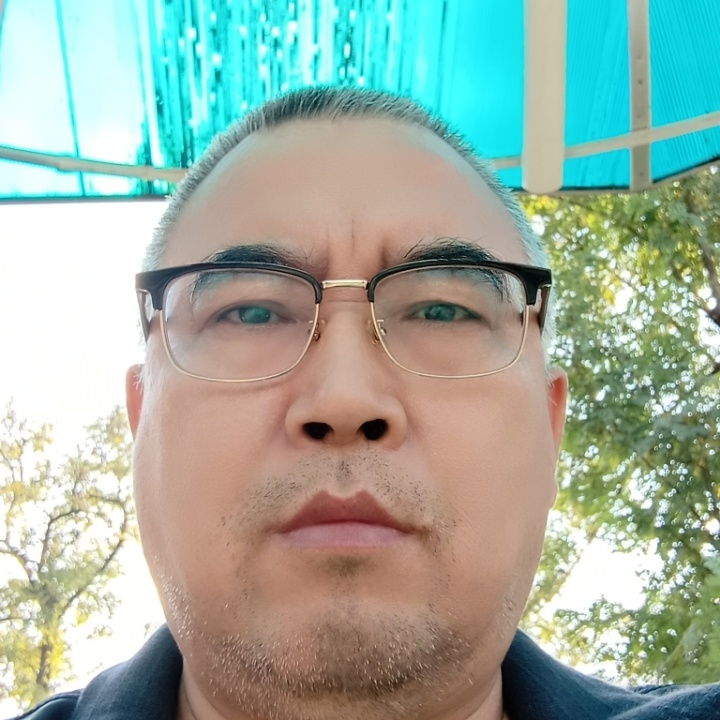 绿萝的第一张照片--长沙相亲服务中心