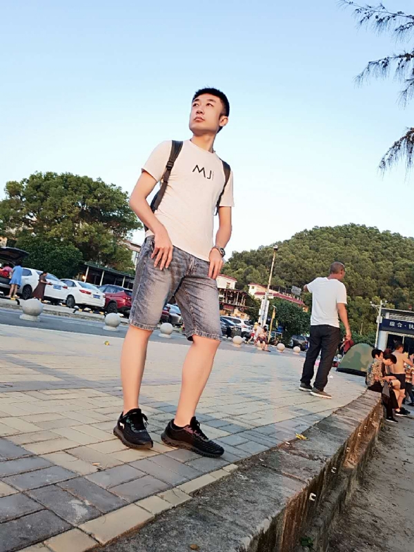 俊皓的第二张照片--长沙相亲服务中心