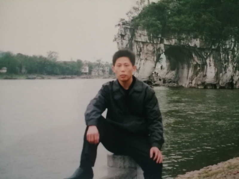 庸人自扰的第一张照片--长沙相亲服务中心