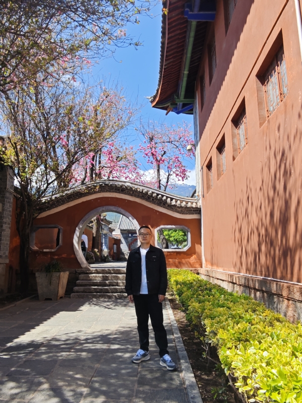 简单的第一张照片--长沙相亲服务中心