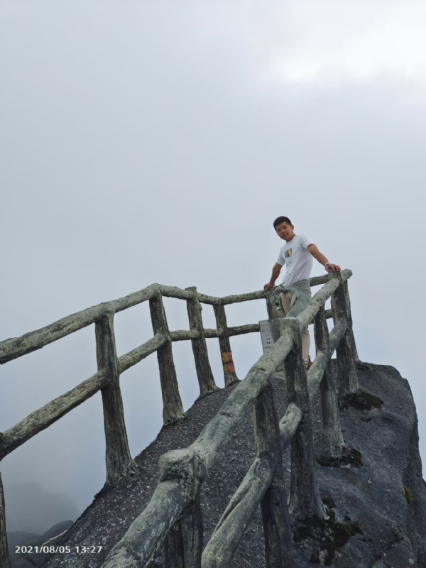 灰色轨迹的第一张照片--长沙相亲服务中心