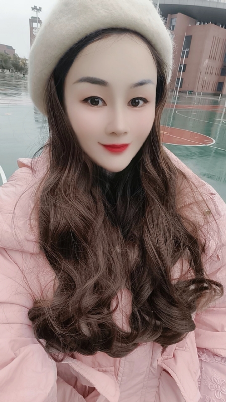 小艳的第一张照片--长沙相亲服务中心