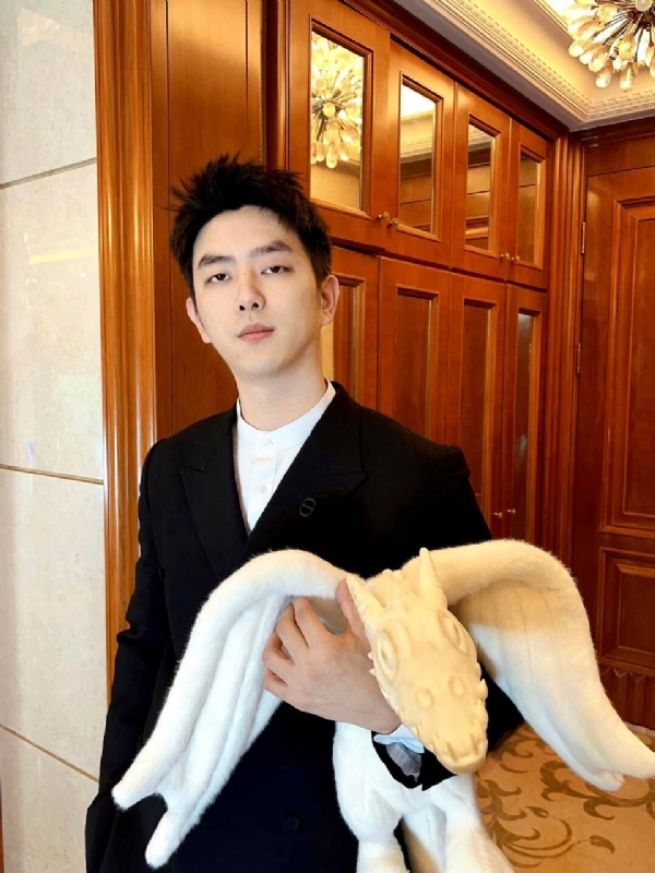 杨chen的第二张照片--长沙相亲服务中心