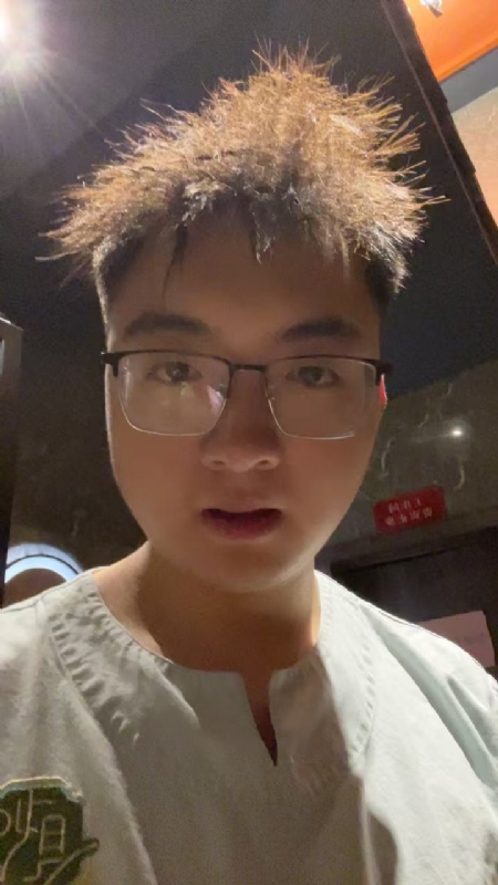 成熟稳重的男士的第一张照片--长沙相亲服务中心