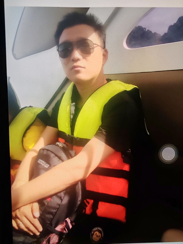 座看烟霞散的第一张照片--长沙相亲服务中心