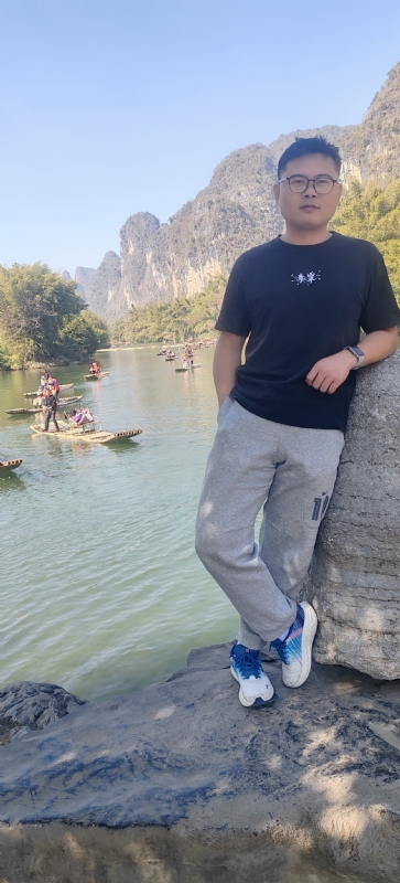 受过伤的狼的第二张照片--长沙相亲服务中心