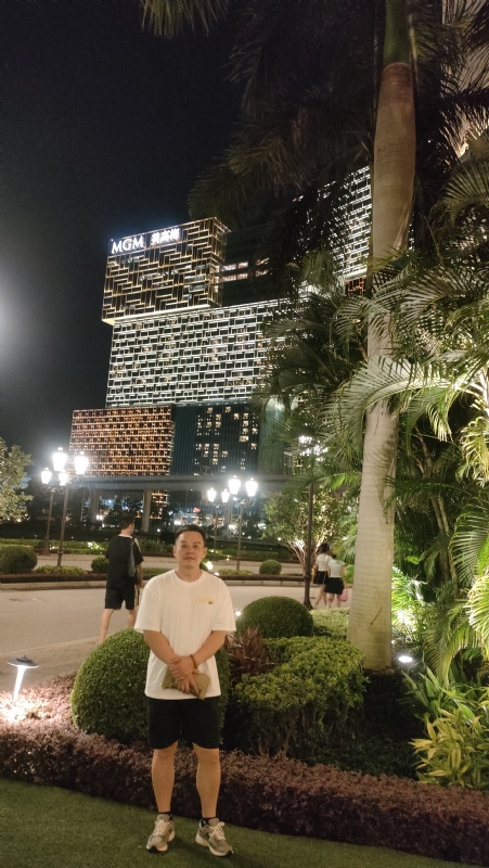 熟悉的身影的第一张照片--长沙相亲服务中心