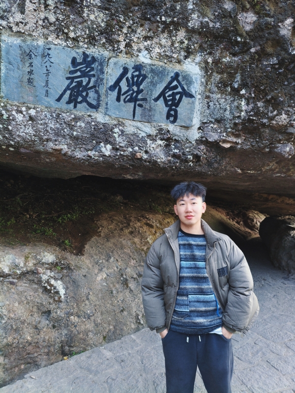 帅邓拖网速的第二张照片--长沙相亲服务中心