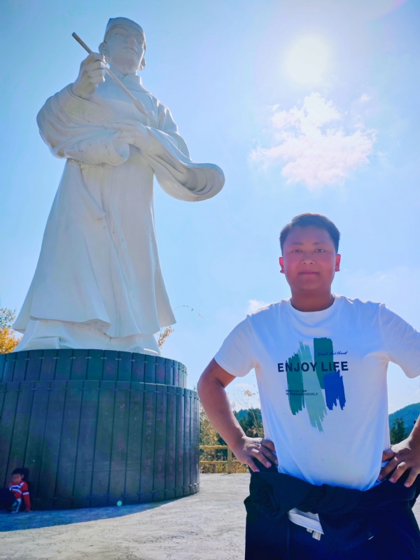 伏王虎的第一张照片--长沙相亲服务中心