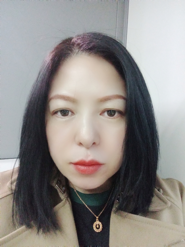 尘颜的第一张照片--长沙相亲服务中心