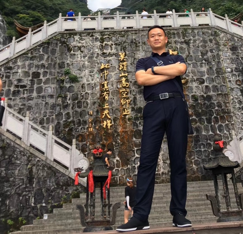 峰戈的第一张照片--长沙相亲服务中心