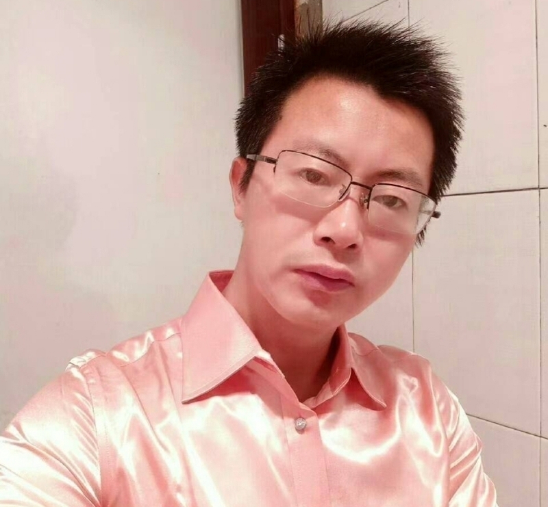 亮亮的第一张照片--长沙相亲服务中心